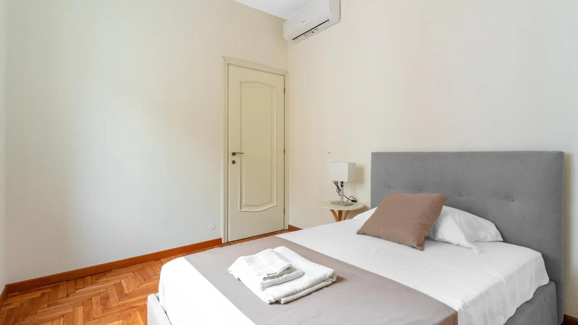 Casa Da Suite Albani Milán Italia
